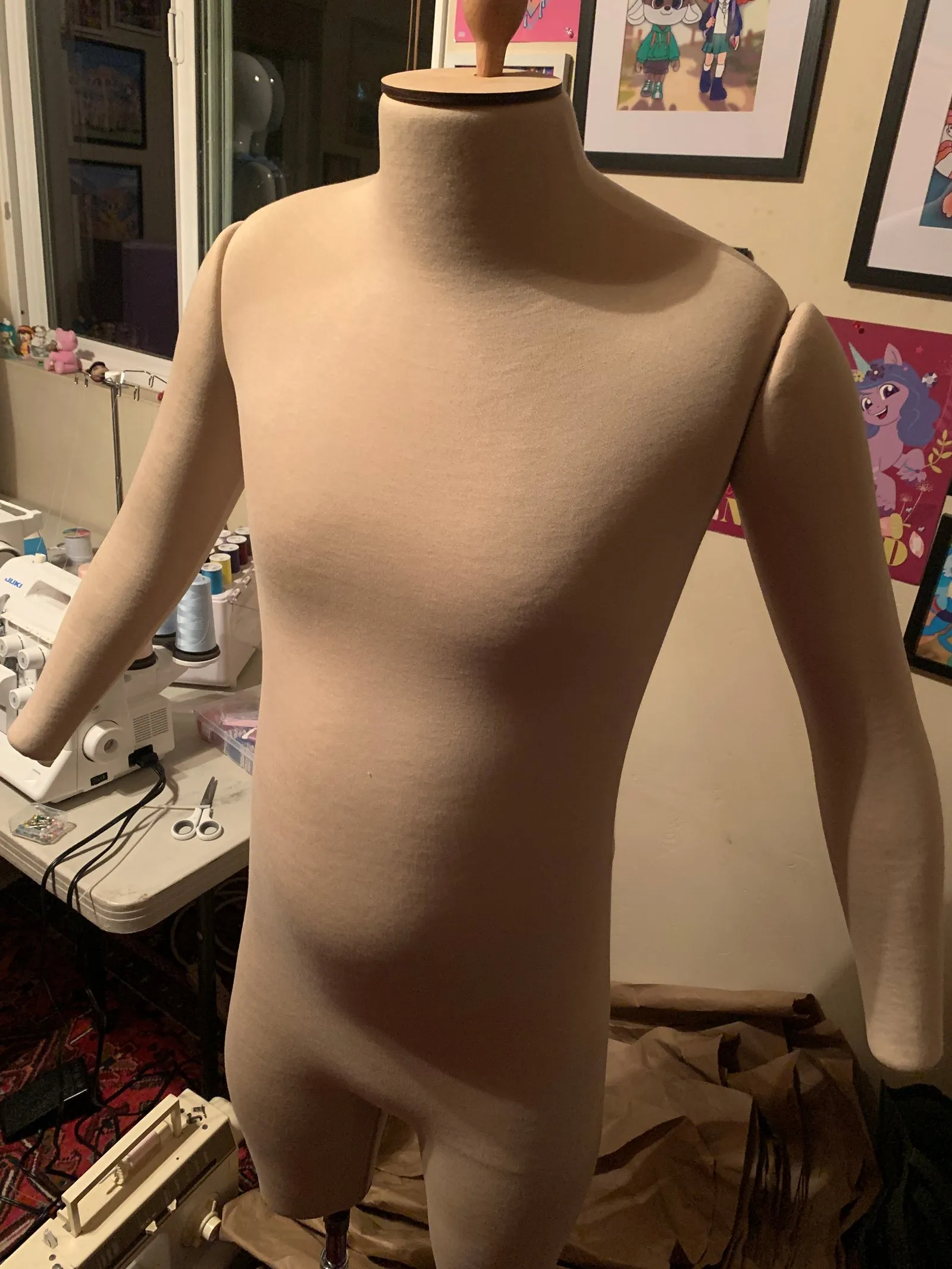 The newest addition to my sewing arsenal, a dress form!