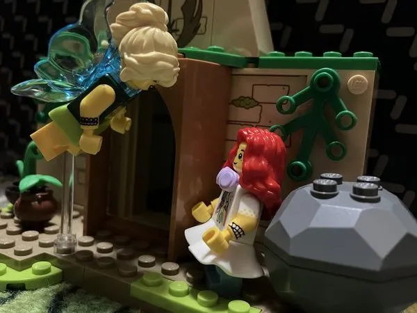 Annie and Daisy as Lego figures.