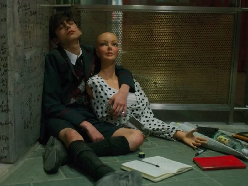 Five and Dolores, reunited.